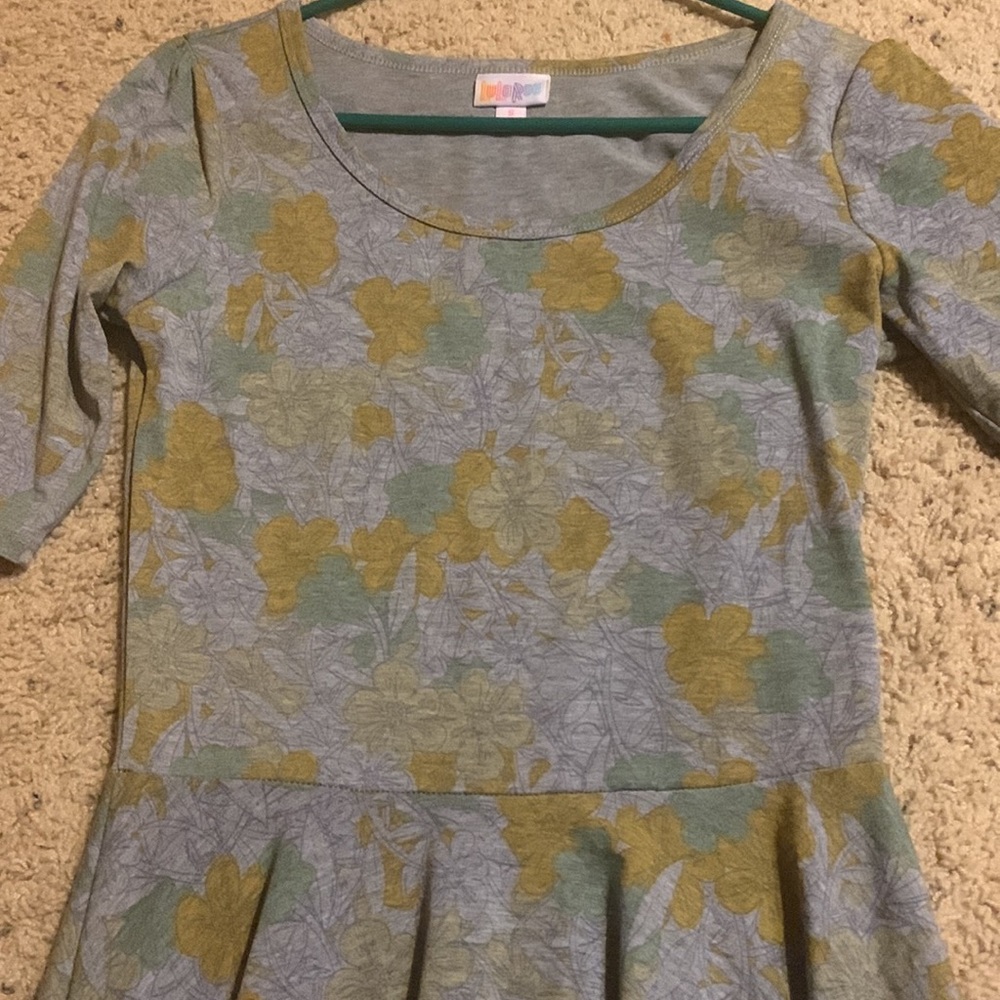 NWOT LULAROE NICOLE - Picture 3 of 7